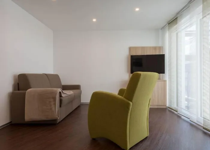 Appartement Haus Alpenrose By Interhome *
